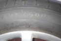 Accesorios para Autos - Goodyear 195/60 R16 con llanta de aleación - En Venta