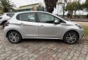 Autos - Peugeot 208 2019 Nafta 33500Km - En Venta