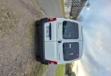 Utilitarios - Peugeot Partner 2017 Diesel 170000Km - En Venta