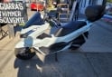 Motos - Honda PCX 2024 Nafta 12000Km - En Venta