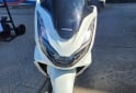 Motos - Honda PCX 2024 Nafta 12000Km - En Venta