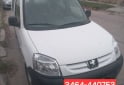 Utilitarios - Peugeot Partner 2021 Diesel 104000Km - En Venta