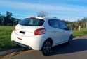Autos - Peugeot 208 Aluure Touch 1,5 2016 Nafta 153000Km - En Venta
