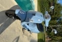 Motos - Vespa VXL 150 2025 Nafta 5000Km - En Venta