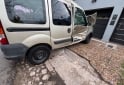 Utilitarios - Renault Kangoo 2011 Nafta 300000Km - En Venta