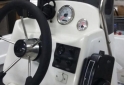 Embarcaciones - Lancha tracker consola central con motor Mercury 60HP 4T - En Venta