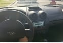 Autos - Ford Fiesta ambiente mp3 2009 Nafta 174399Km - En Venta