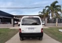Utilitarios - Peugeot Partner Patagonica 1.6N 2017 Nafta 71700Km - En Venta