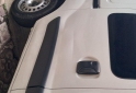 Utilitarios - Renault Kangoo 2017 GNC 155000Km - En Venta