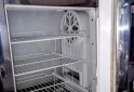 Otros - Vendo heladera mostrador comercial,vidrio curvo - En Venta