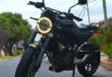 Motos - Husqvarna Svartpilen 200 2021 Nafta 14234Km - En Venta