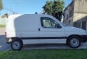 Utilitarios - Peugeot PARTNER FURGON 1.9 D 2008 Diesel 272900Km - En Venta