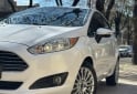 Autos - Ford Fiesta titanium 2015 Nafta 115600Km - En Venta