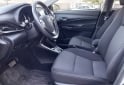 Autos - Toyota Yaris XLI 2023 Nafta 22500Km - En Venta