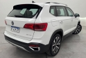 Autos - Volkswagen Taos Highline 2022 Nafta 40000Km - En Venta