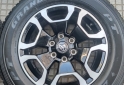 Accesorios para Autos - Juego de Llantas 18 Toyota Hilux SRX Excelentes. $2.500.000 las 4. NO BAJO PRECIO - En Venta