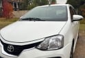 Autos - Toyota ETIOS 2017 Nafta 93000Km - En Venta