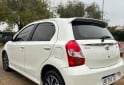 Autos - Toyota ETIOS 2017 Nafta 93000Km - En Venta
