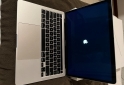 Informática - Vendo Apple MacBook 13,3 8gb-256gb 2020 impecable prácticamente sin uso - En Venta