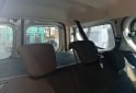 Utilitarios - Renault kangoo stepway 2023 GNC 86000Km - En Venta