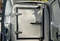 Utilitarios - Renault Kangoo 2011 Nafta 135000Km - En Venta