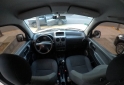 Utilitarios - Peugeot Partner Confort 5 plazas 2019 Diesel 65000Km - En Venta