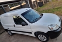 Utilitarios - Peugeot Partner 2015 GNC 200Km - En Venta
