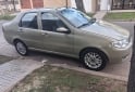 Autos - Fiat siena hlx 2005 GNC 183000Km - En Venta