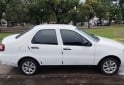 Autos - Fiat Siena 2011 GNC 180000Km - En Venta