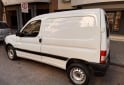 Utilitarios - Peugeot Partner 2012 Diesel 175000Km - En Venta