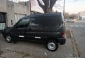 Utilitarios - Peugeot Partner 2011 Diesel 305000Km - En Venta