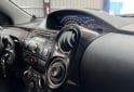 Autos - Toyota Etios XLS 2013 Nafta 130000Km - En Venta