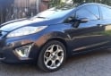 Autos - Ford Fiesta kinetic titanium 2012 Nafta 145000Km - En Venta