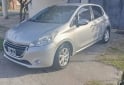 Autos - Peugeot 208 2015 Nafta 80000Km - En Venta