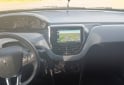 Autos - Peugeot 208 2015 Nafta 80000Km - En Venta