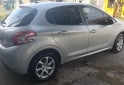 Autos - Peugeot 208 2015 Nafta 80000Km - En Venta