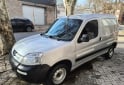Utilitarios - Peugeot Partner 2021 Diesel 200000Km - En Venta