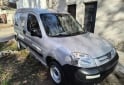 Utilitarios - Peugeot Partner 2021 Diesel 200000Km - En Venta