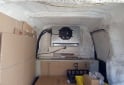 Utilitarios - Renault Kangoo 2018 GNC 155000Km - En Venta