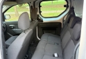 Utilitarios - Renault Kangoo 2022 Nafta 70000Km - En Venta