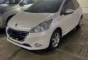 Autos - Peugeot 208 allure 1.5 2015 Nafta 110000Km - En Venta