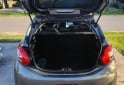 Autos - Peugeot 208 2015 Nafta 79600Km - En Venta