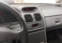 Autos - Renault LAGUNA 2.0 2001 Nafta 71000Km - En Venta