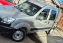 Utilitarios - Renault Kangoo ph3 confort 1.6 2016 Nafta 96824Km - En Venta