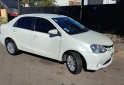 Autos - Toyota Etios xls 4p 2015 Nafta 142000Km - En Venta