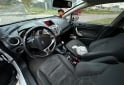 Autos - Ford Fiesta Kinetic 2012 Nafta 160000Km - En Venta
