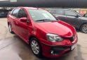 Autos - Toyota Etios 2017 GNC 80000Km - En Venta