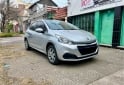 Autos - Peugeot 208 2017 Nafta 100000Km - En Venta