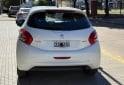 Autos - Peugeot 208 ALLURE 1.5 NAV 2013 Nafta 143000Km - En Venta