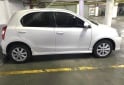 Autos - Toyota ETIOS 2017 Nafta 70000Km - En Venta
